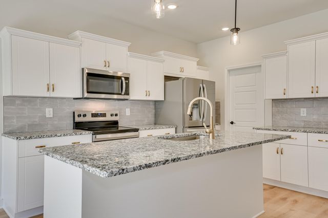 1686 Pine Ridge Dr N, Hephzibah, GA 30815