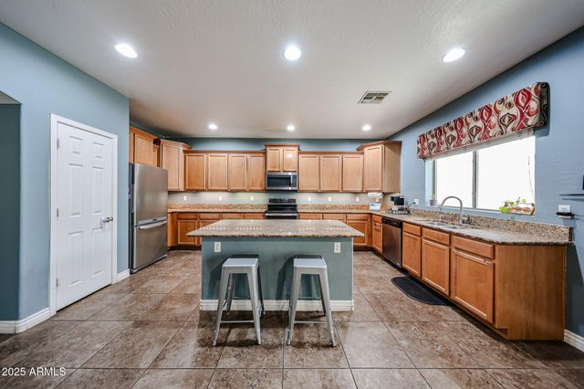 23104 W KIMBERLY Drive, Buckeye, AZ 85326
