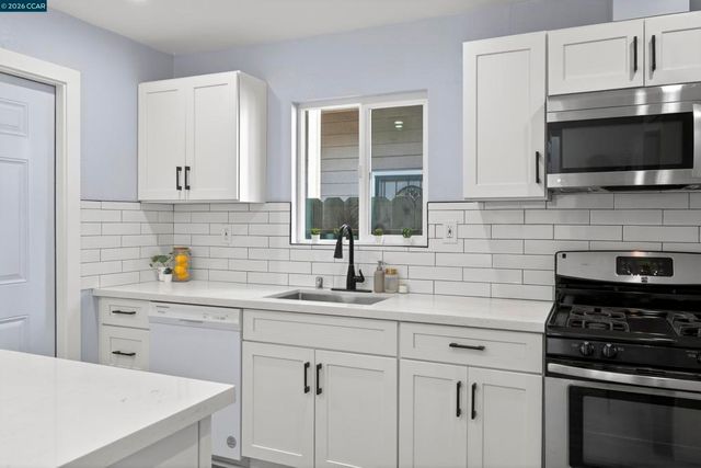 3112 Florida Ave, Richmond, CA 94804