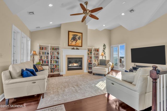 2 Tradewinds Lane, Sea Bright, NJ 07760