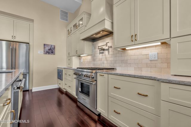 2 Tradewinds Lane, Sea Bright, NJ 07760