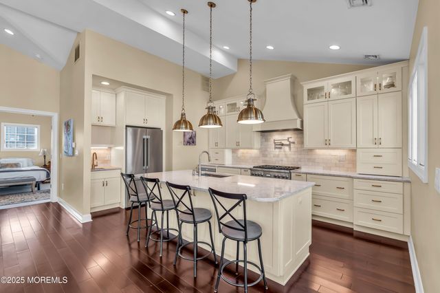 2 Tradewinds Lane, Sea Bright, NJ 07760