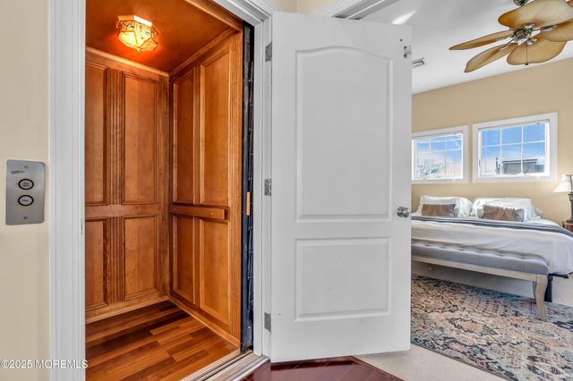 2 Tradewinds Lane, Sea Bright, NJ 07760