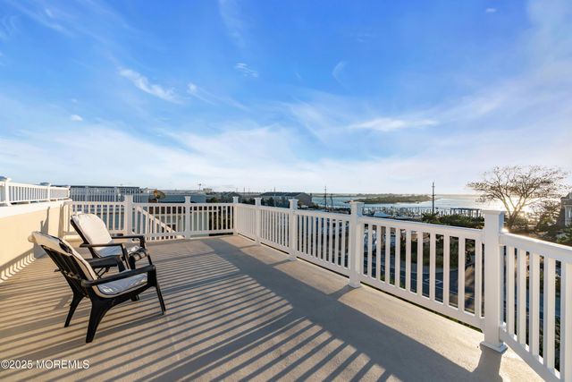 2 Tradewinds Lane, Sea Bright, NJ 07760
