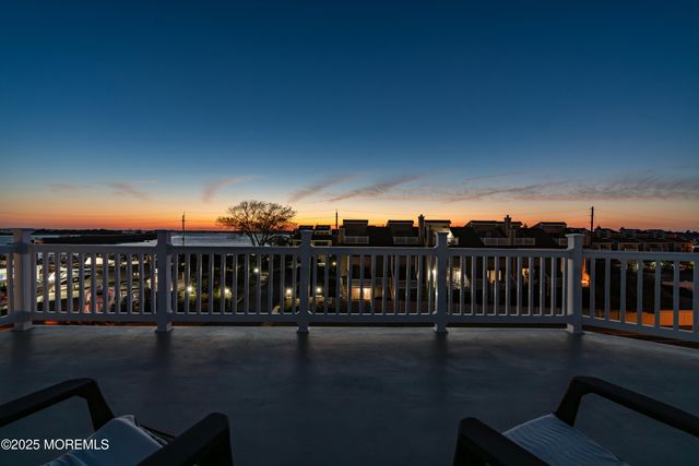 2 Tradewinds Lane, Sea Bright, NJ 07760