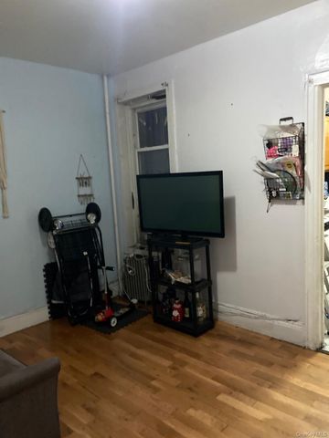 5408 Flushing Avenue, Maspeth, NY 11378