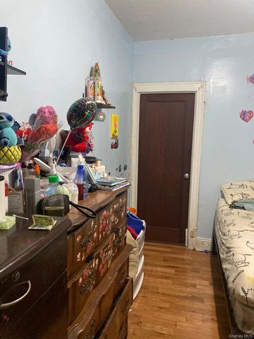 5408 Flushing Avenue, Maspeth, NY 11378