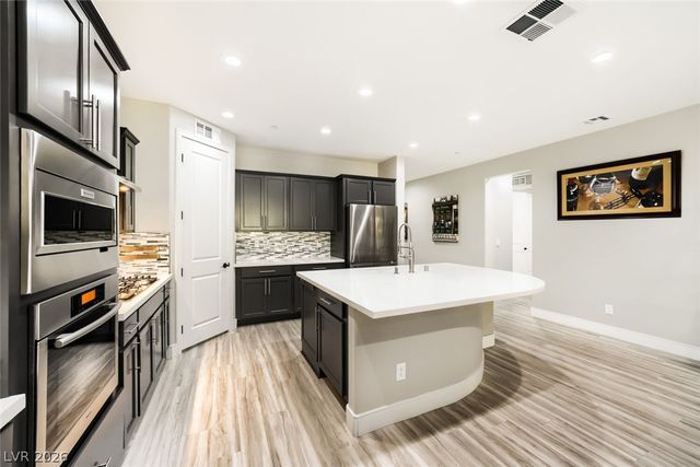 10936 Chipotle Avenue, Las Vegas, NV 89166