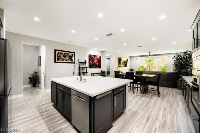 10936 Chipotle Avenue, Las Vegas, NV 89166