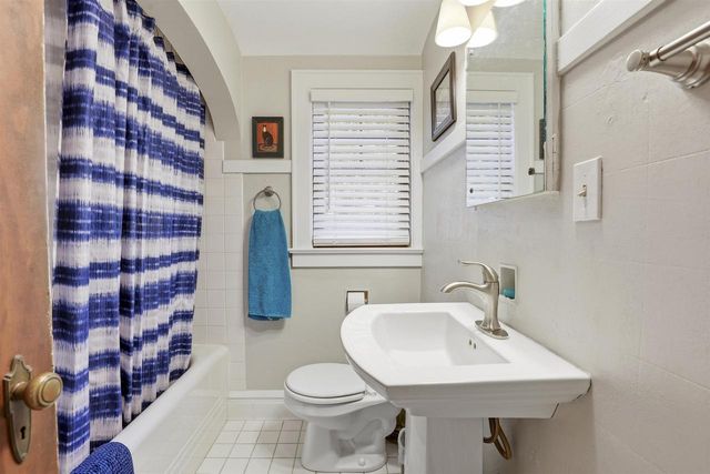 109 E ROOSEVELT STREET, Appleton, WI 54911