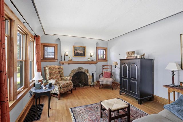 109 E ROOSEVELT STREET, Appleton, WI 54911