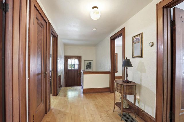 109 E ROOSEVELT STREET, Appleton, WI 54911