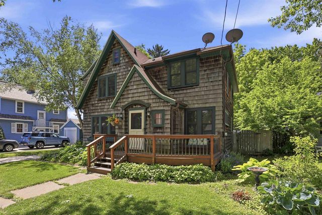 109 E ROOSEVELT STREET, Appleton, WI 54911