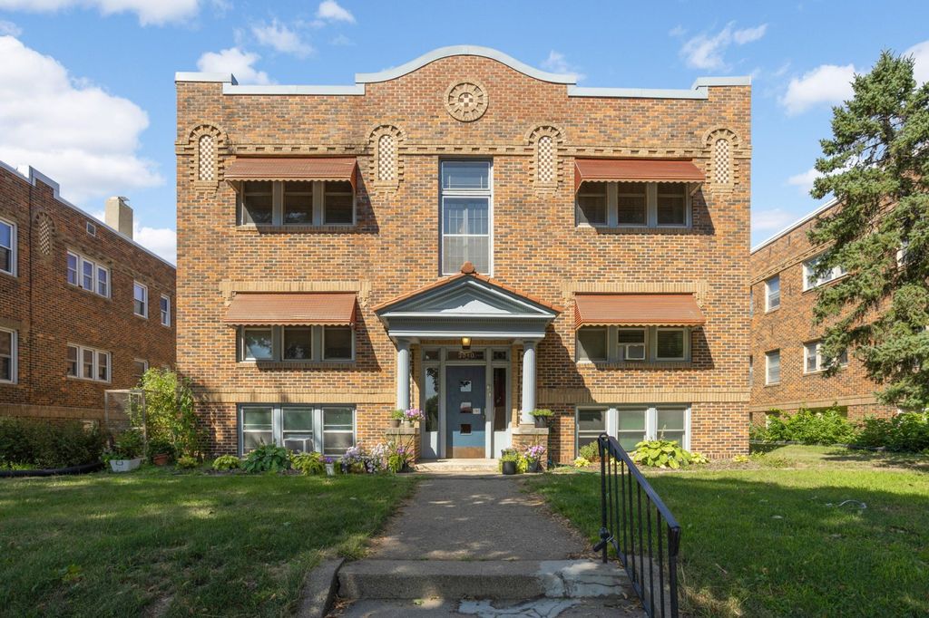 3340 Blaisdell Avenue 8, Minneapolis, MN 55408 — photo 2
