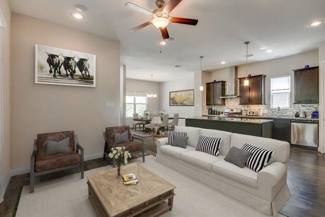 2314 Saint Charles Street C, Houston, TX 77004