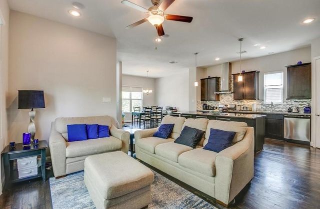 2314 Saint Charles Street C, Houston, TX 77004