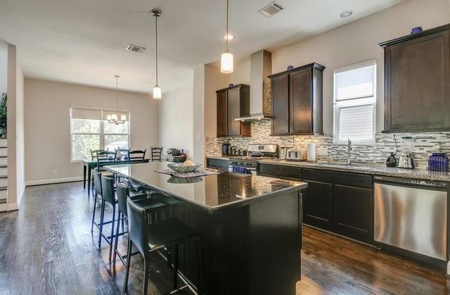 2314 Saint Charles Street C, Houston, TX 77004