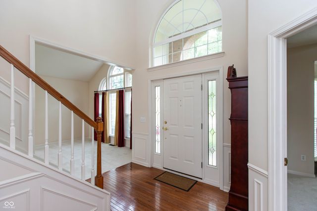 13883 Golden Saddle Court, Carmel, IN 46032