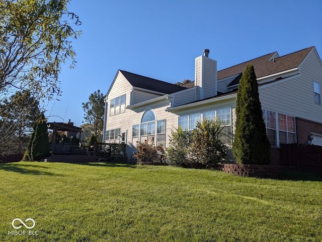 13883 Golden Saddle Court, Carmel, IN 46032