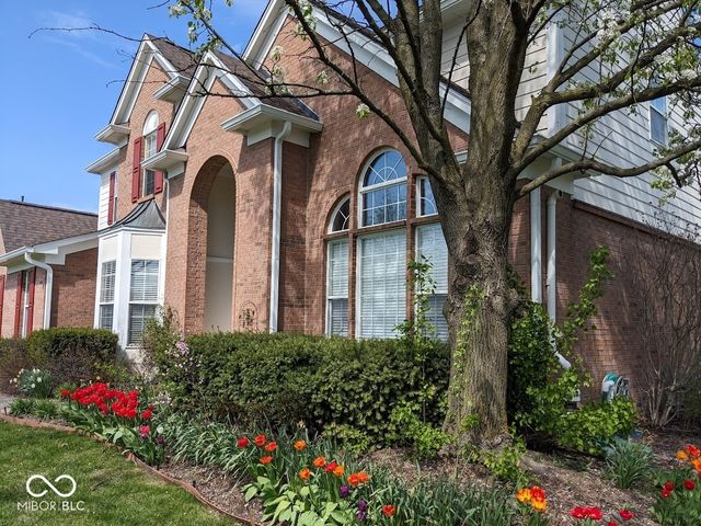 13883 Golden Saddle Court, Carmel, IN 46032