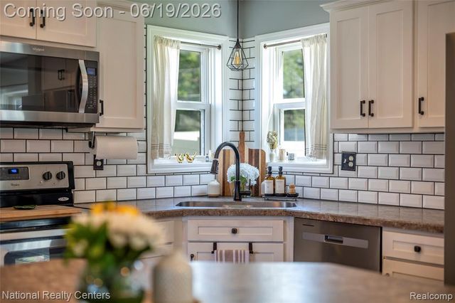 8423 Cascade Street, Commerce Twp, MI 48382