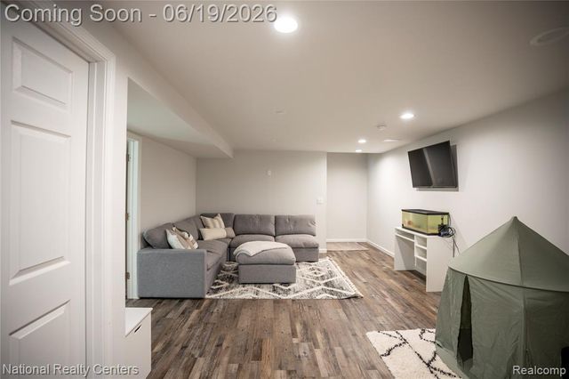 8423 Cascade Street, Commerce Twp, MI 48382