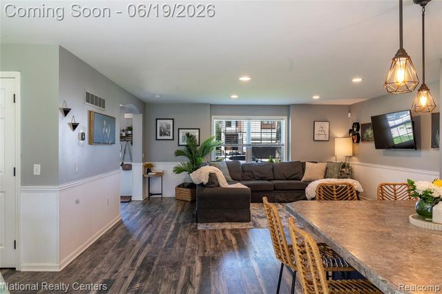 8423 Cascade Street, Commerce Twp, MI 48382