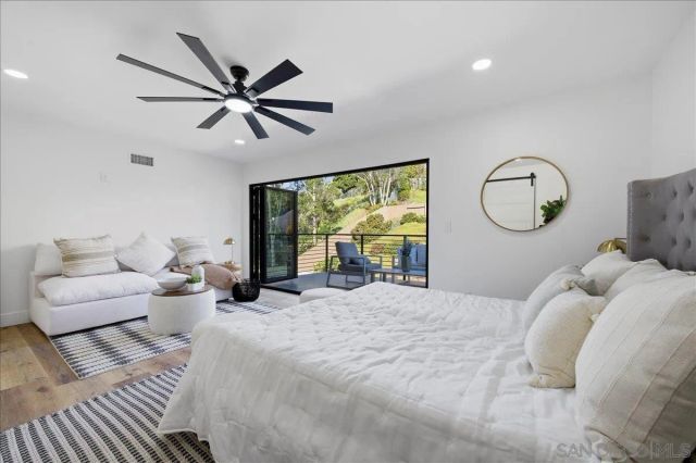3590 Syracuse Ave., San Diego, CA 92122