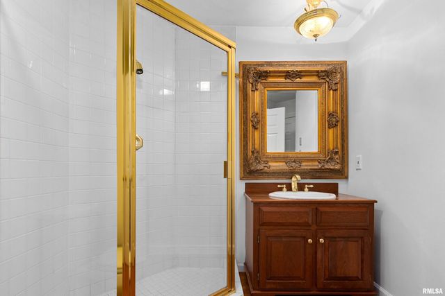 12 CRYSTAL Court, Morton, IL 61550