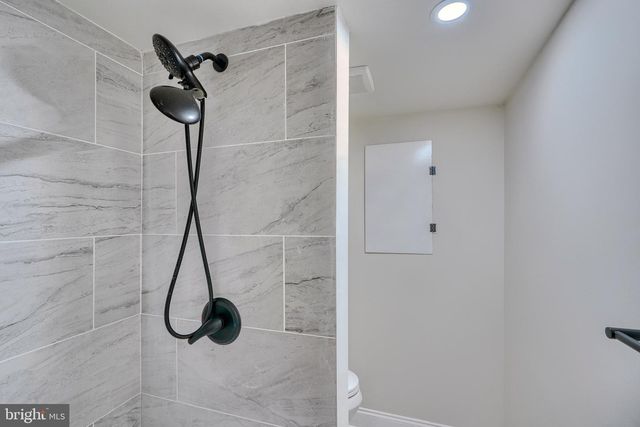 6504 ROSEMONT AVE, Baltimore, MD 21206