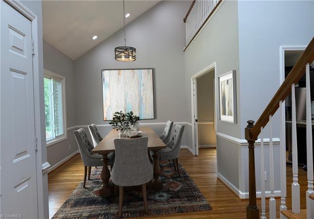 2528 Treetop Lane, Winston-salem, NC 27101