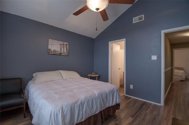 1411 Gracy Farms Lane 14, Austin, TX 78758