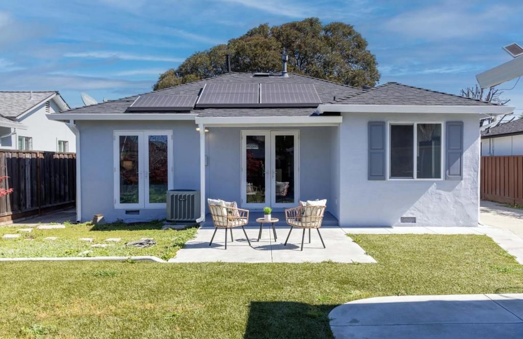 Image 23 of property listing at 151 Magellan Avenue, San Jose, CA 95116