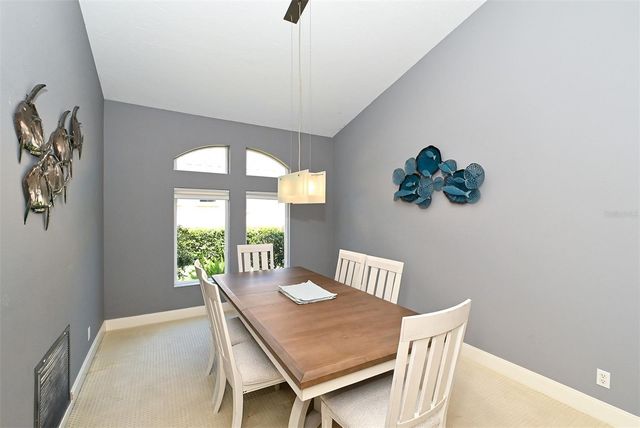 7131 KENSINGTON COURT, University Park, FL 34201