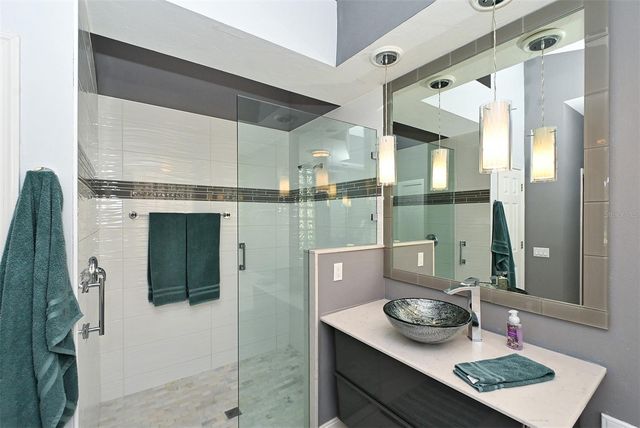 7131 KENSINGTON COURT, University Park, FL 34201