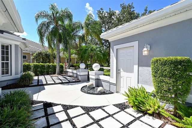 7131 KENSINGTON COURT, University Park, FL 34201