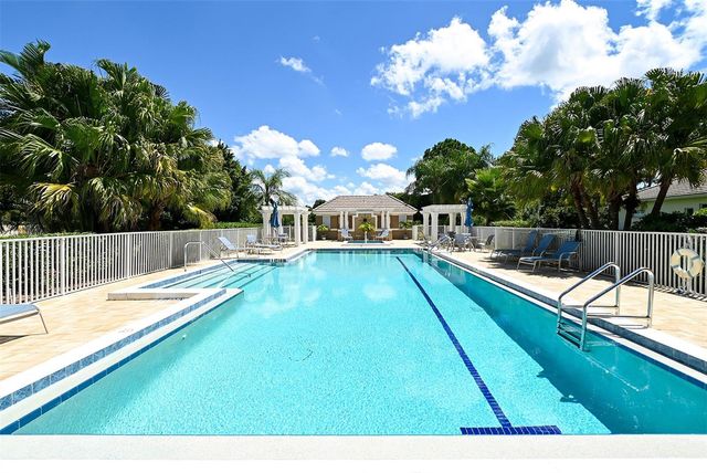7131 KENSINGTON COURT, University Park, FL 34201