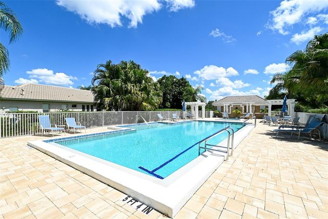 7131 KENSINGTON COURT, University Park, FL 34201