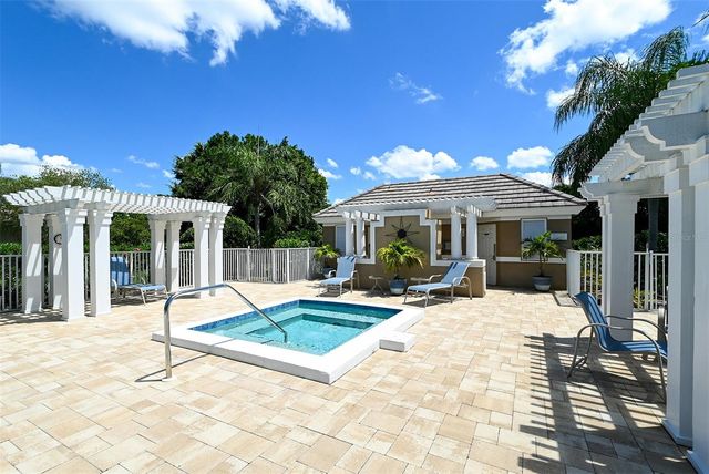 7131 KENSINGTON COURT, University Park, FL 34201