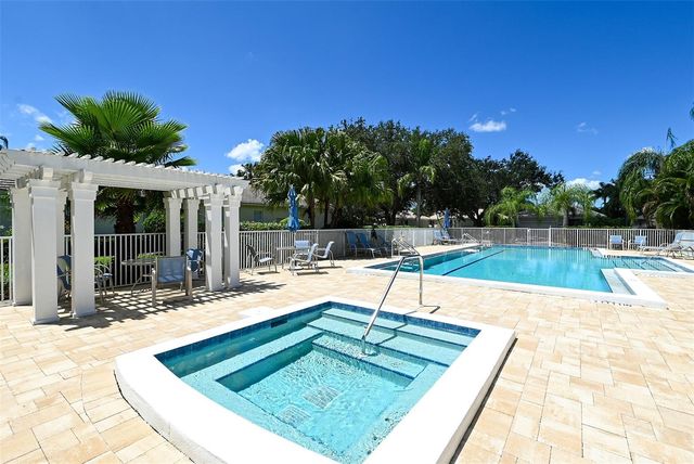 7131 KENSINGTON COURT, University Park, FL 34201