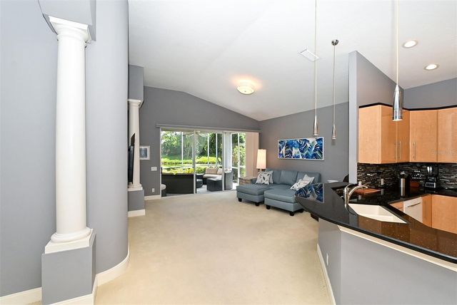 7131 KENSINGTON COURT, University Park, FL 34201