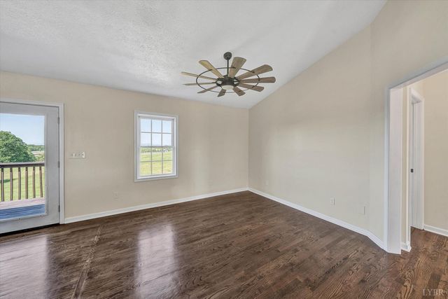 1147 Hickory Cove Lane, Moneta, VA 24121