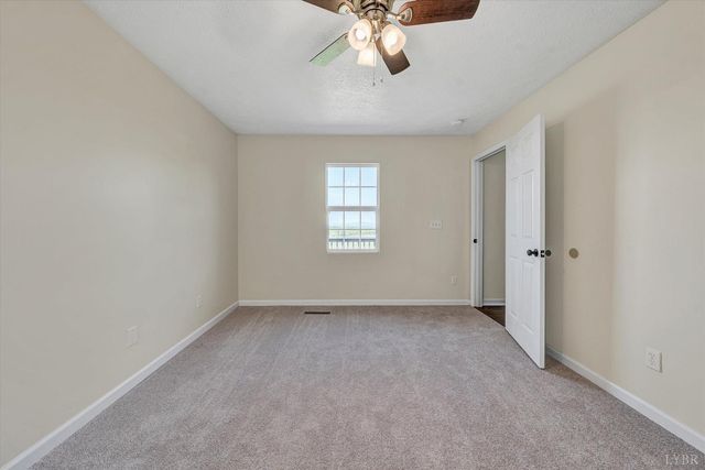1147 Hickory Cove Lane, Moneta, VA 24121