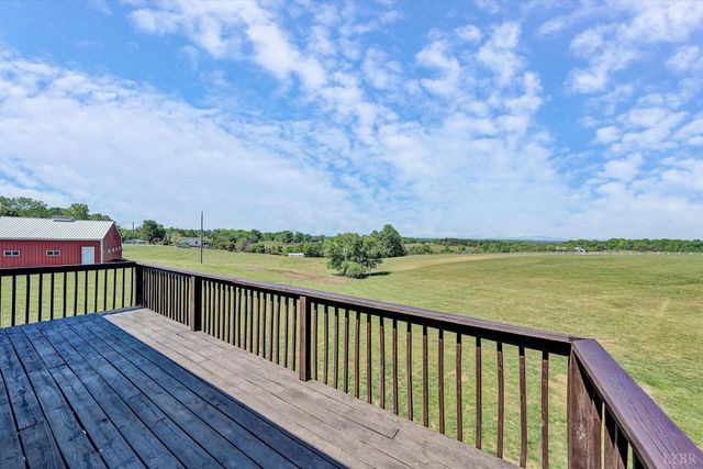 1147 Hickory Cove Lane, Moneta, VA 24121