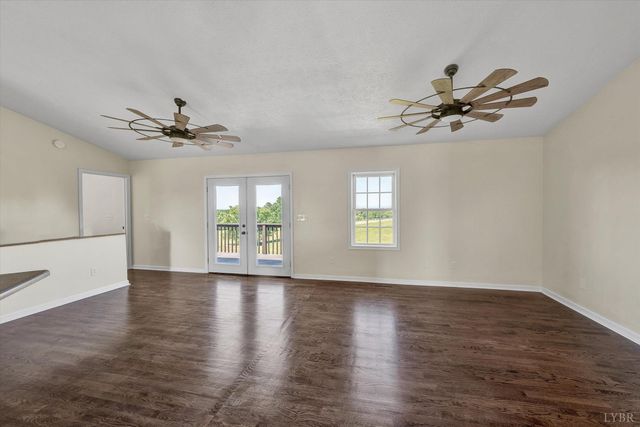 1147 Hickory Cove Lane, Moneta, VA 24121