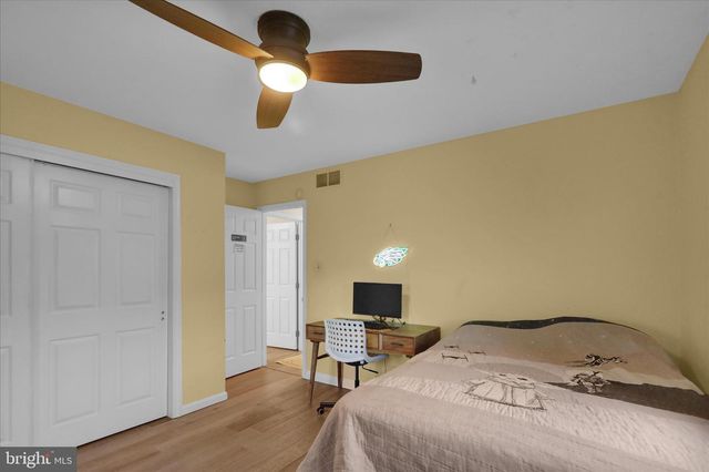 2052 LINCOLN CT, Wyomissing, PA 19610