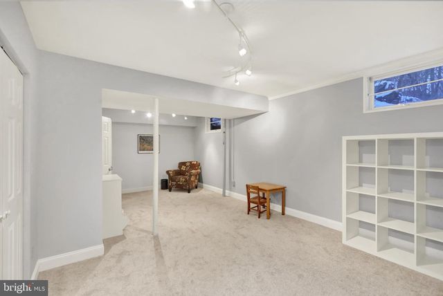 2052 LINCOLN CT, Wyomissing, PA 19610