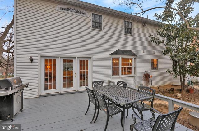 2052 LINCOLN CT, Wyomissing, PA 19610