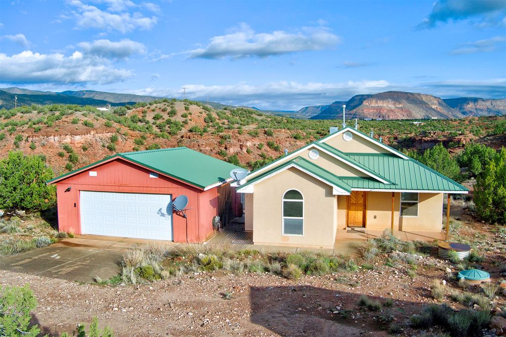 Image 1 of property listing at 2 Camino Azul, Jemez Pueblo, NM 87024