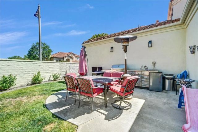 21105 Cancun, Mission Viejo, CA 92692